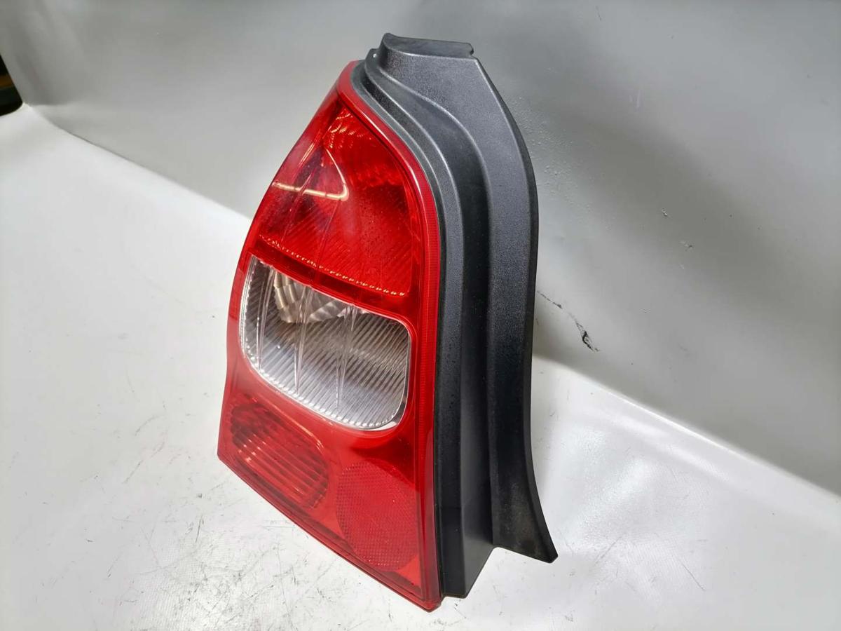 Renault Twingo 2 original Rücklicht Rückleuchte Schlussleuchte links Bj.2009